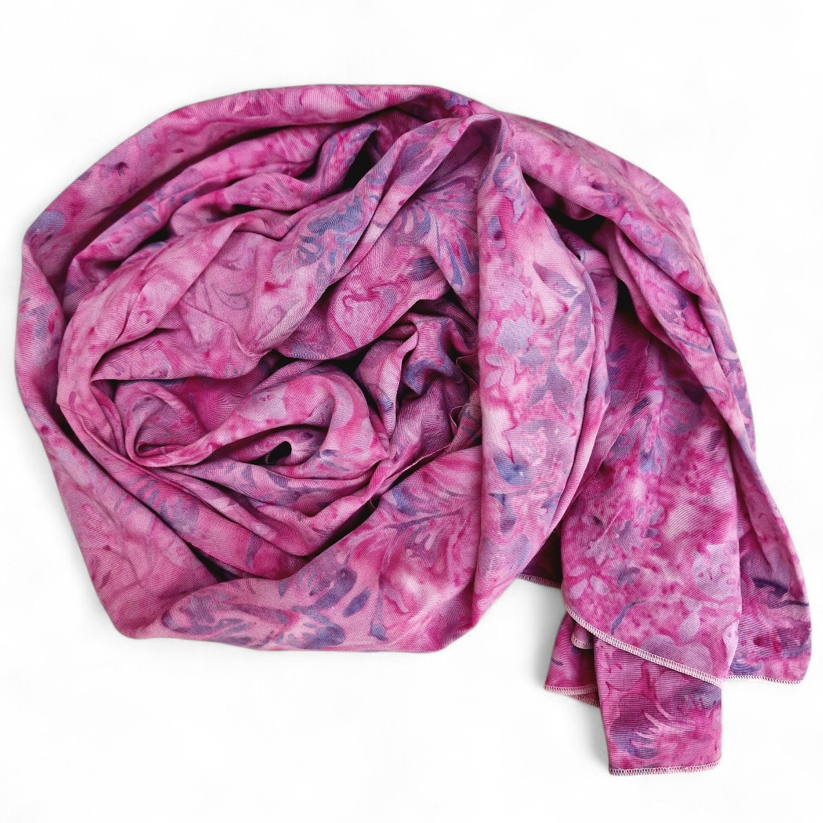  Sarong aus Bali im Batiklook rosa mit blauen Blüten, Viskose