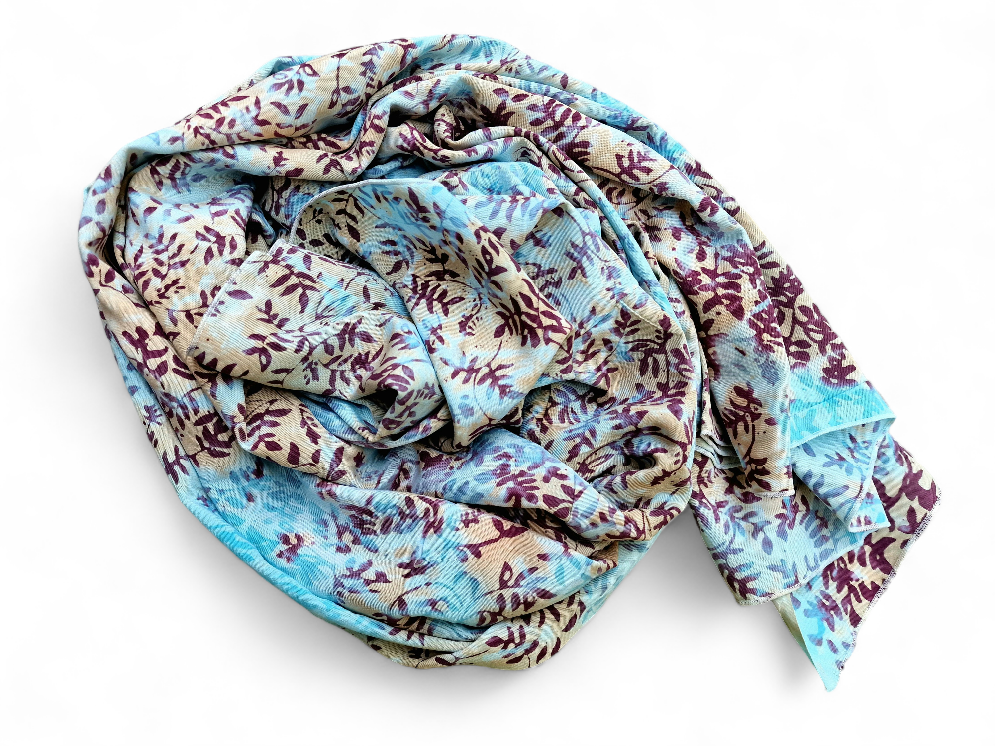 Sarong gebatikt lila Zweige auf hellblau/beige