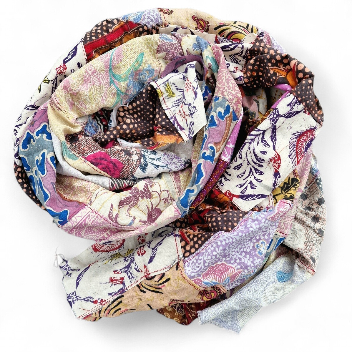 Boho Recycle-Sarong in rosa-lila Farbtönen, Stoffreste aus Bali-Sarongs im Patchworkstyle, Unikat, 125x250 cm