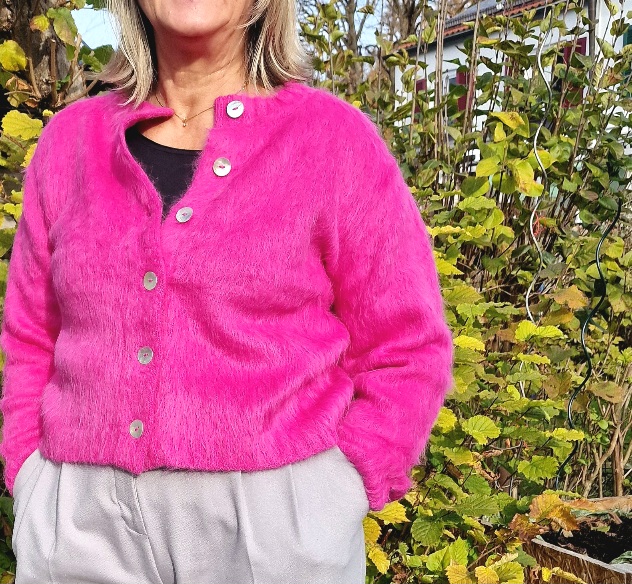   Cardigan Pink aus gebürsteter Alpakawolle, one size 