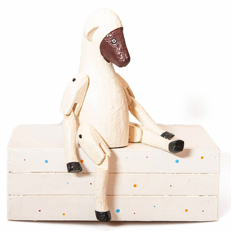 Holzfigur Kantenhocker Schaf Dekoschaf 22 cm