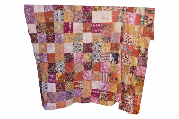 Bettdecke Wendedecke Patchworkdecke aus Stoffresten, 2x2m Rosatöne, Vintagedecke, Bohodecke