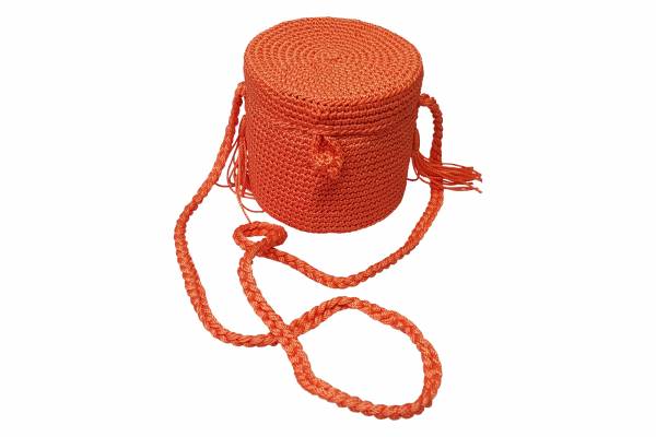 Umhängetasche gehäkelt orange Zylinderform